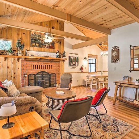 Big Bear Cabin With Deck And Hot Tub, Near Resorts! Big Bear Lake Luaran gambar