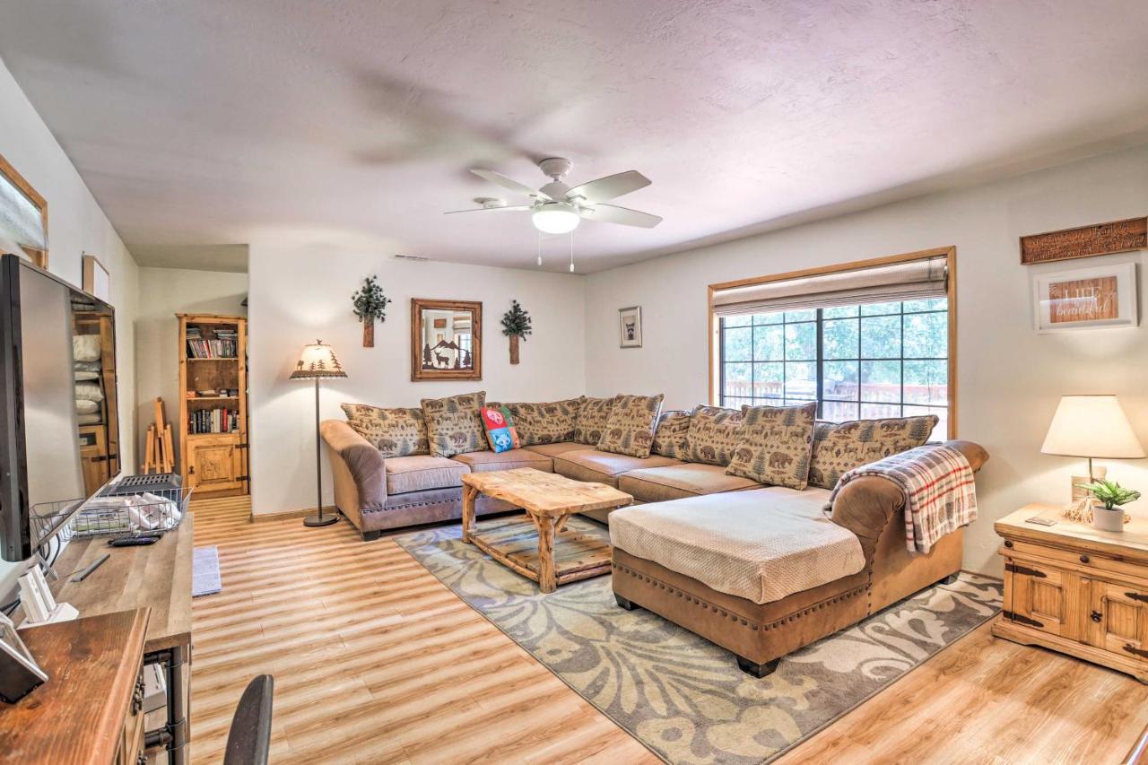 Big Bear Cabin With Deck And Hot Tub, Near Resorts! Big Bear Lake Luaran gambar