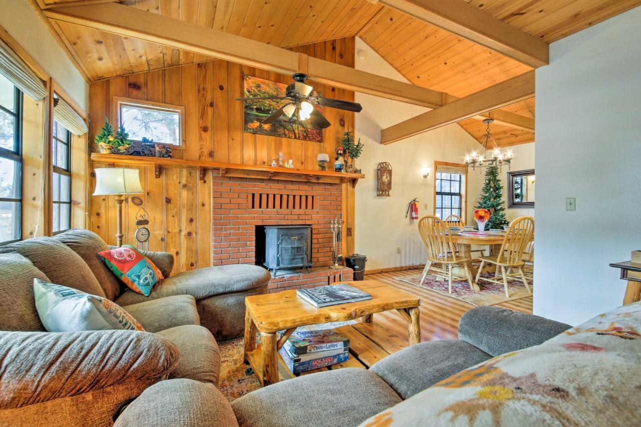 Big Bear Cabin With Deck And Hot Tub, Near Resorts! Big Bear Lake Luaran gambar